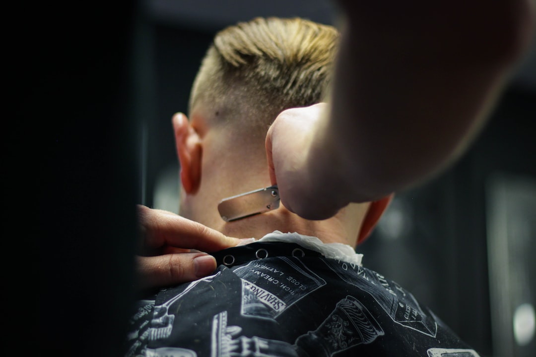 Deciding if a Barber Course Is Right for You